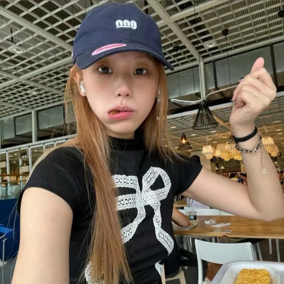 鲨鱼爱老鹰